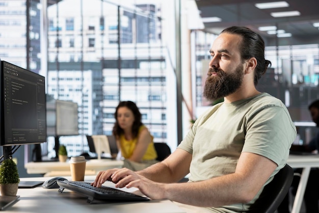 Free Photo data scientist doing software quality assurance reading source code