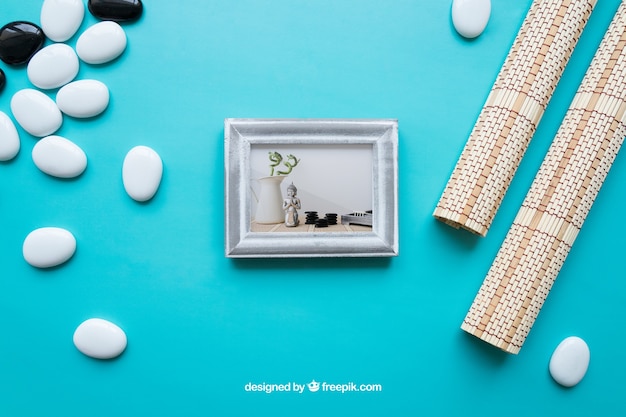 Free PSD relaxing mockup concept