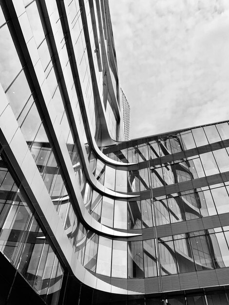 Photo building and reflections