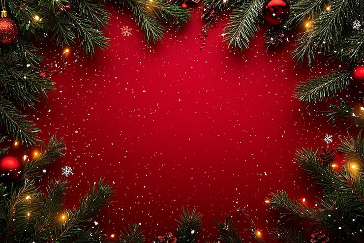 Photo a christmas tree with a red background with snowflakes and stars