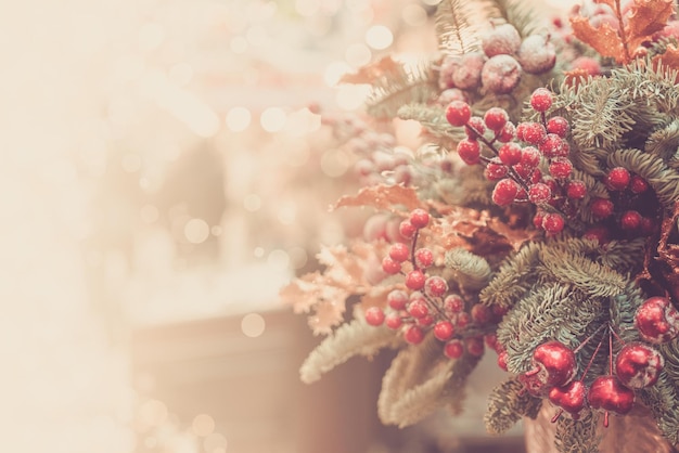 Photo close-up of christmas ornaments on tree