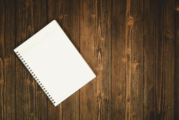 Photo high angle view of open book on table