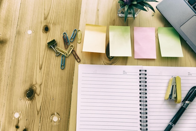 Photo high angle view of pen on table