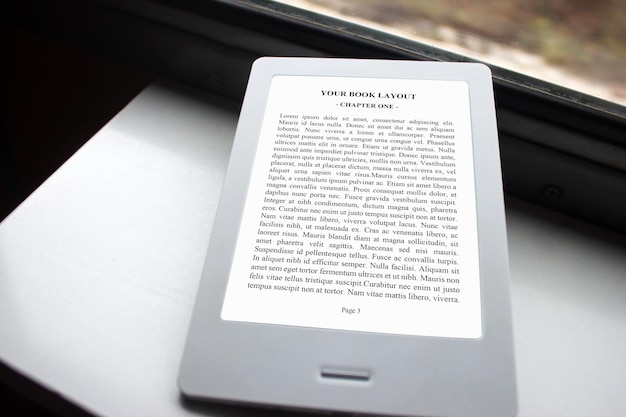 PSD e-book reader mock-up, train